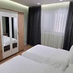 Suite Home * 티라나